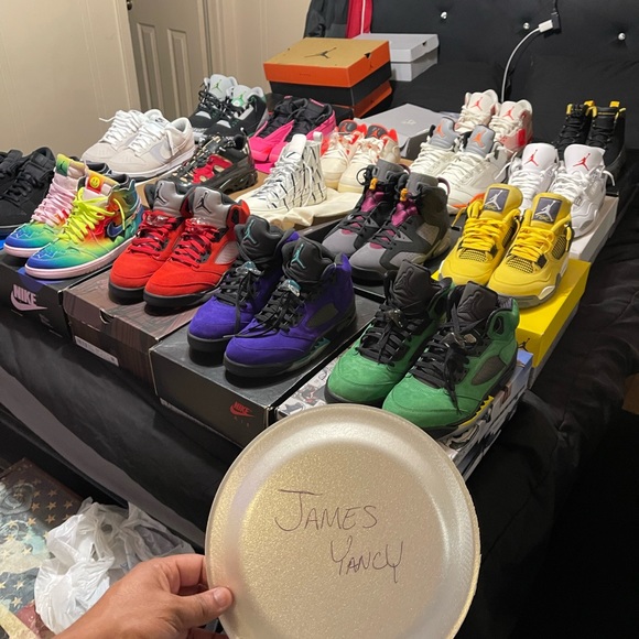 Sneaker collection Jordans Nikes Etc - Picture 1 of 10